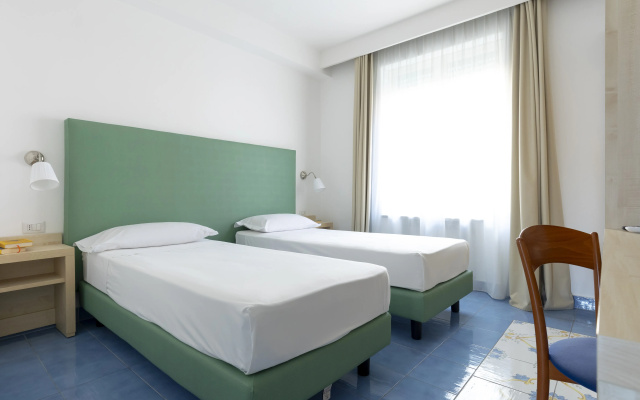 Napolit'amo Hotel Medina