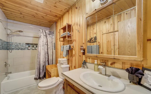 Mtn & Golf Course Views: Payson Retreat!