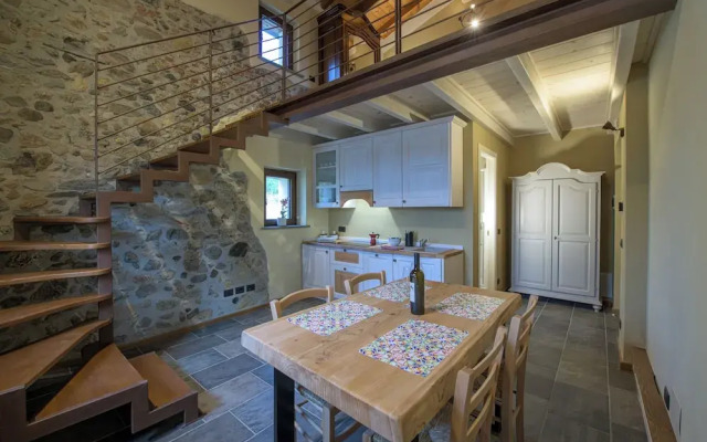 Room-charming Alessandria Apartment With