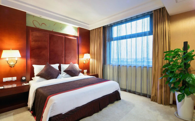 Kaifu Jianguo Hotel