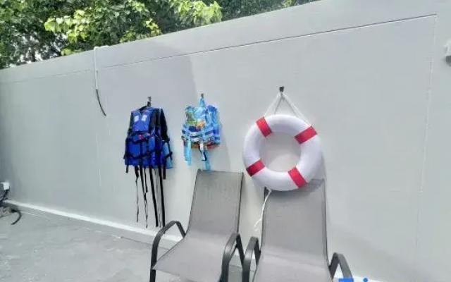 The Botany Pool Villa