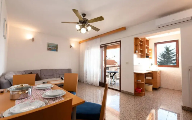 Cozy Icici Apartment With Sea View