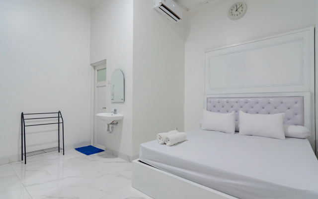 Family Homestay Syariah Cirebon RedPartner