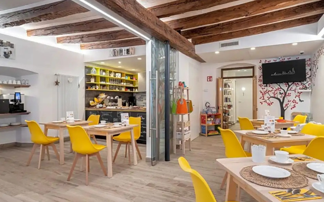 Maison Valentina