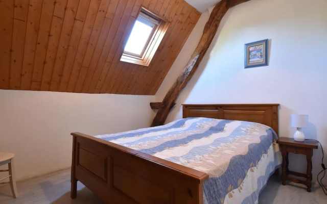 Modern Holiday Home in Florimont-Gaumier with Private Pool