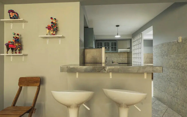 San Pedro Apartments