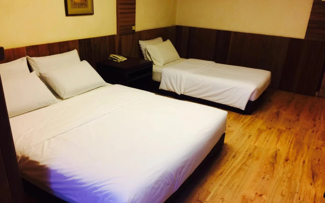 Hoover Hotel