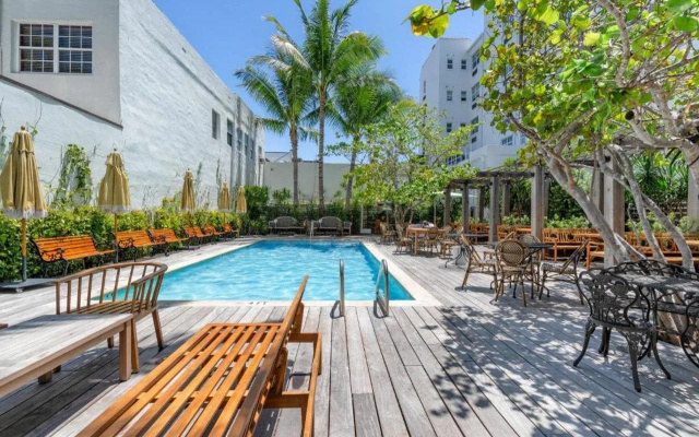 Global Luxury Suites at The Apex Miami
