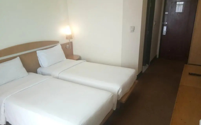 Grand Suka Hotel