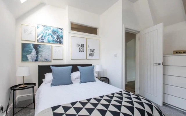 Beach View Apartment