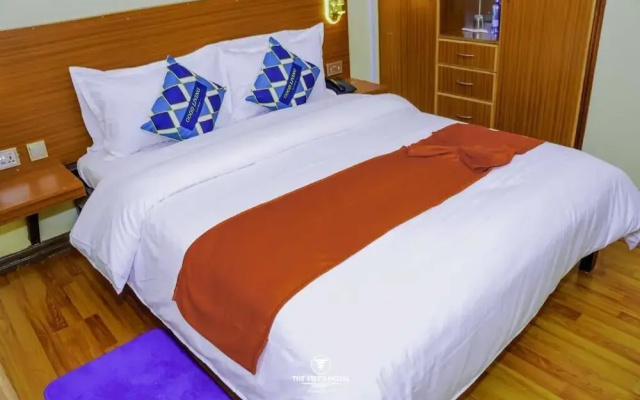 4 Tee's Hotel Rongai