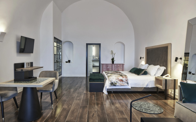 Katikies Garden Santorini - The Leading Hotels Of The World