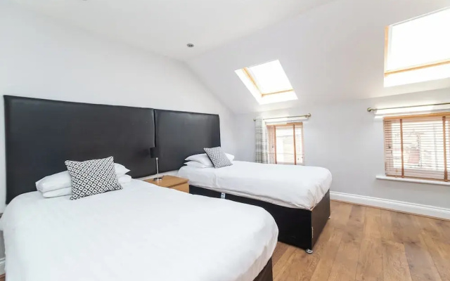 2 Bedroom Apartment 4 Guests