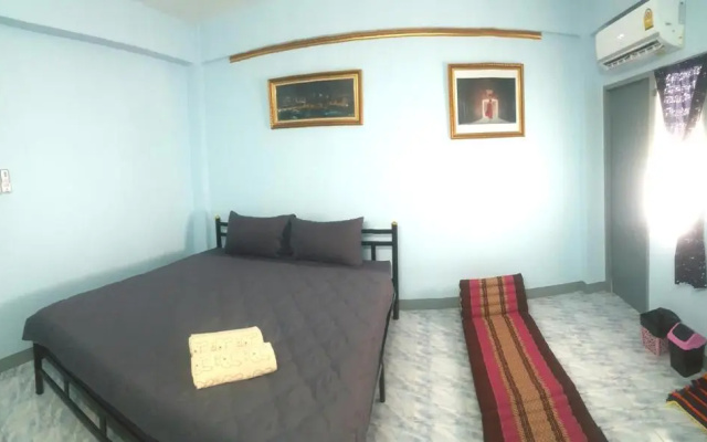 Panmanee Apartment
