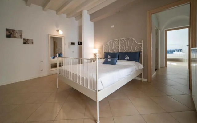 B&B Vulcano Village