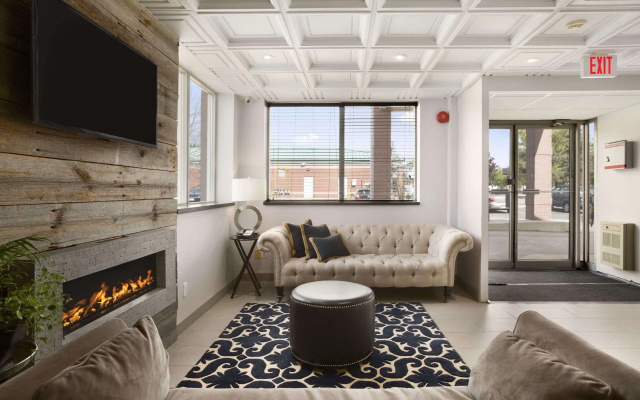 Days Inn by Wyndham Stouffville