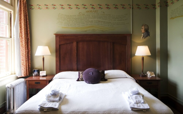 McMenamins Grand Lodge