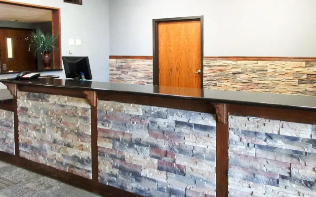 OYO Hotel Redwood Falls near Jackpot Casino
