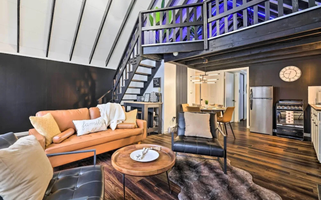 Pet-friendly Cabin in Pocono Lake!