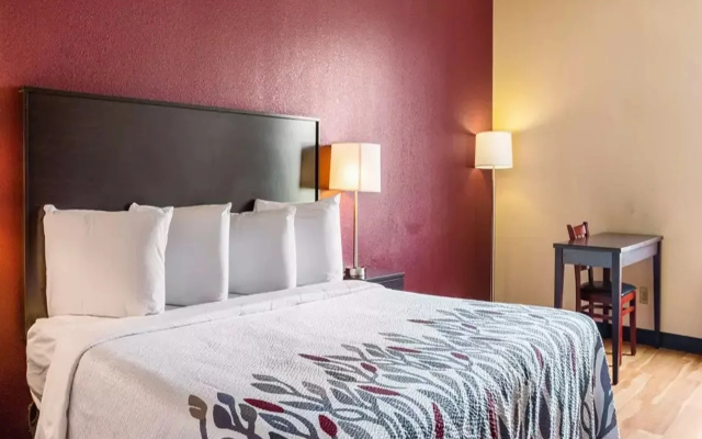 Red Roof Inn Dumas