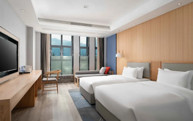 Holiday Inn Express Huangshi Cihu Lake by IHG