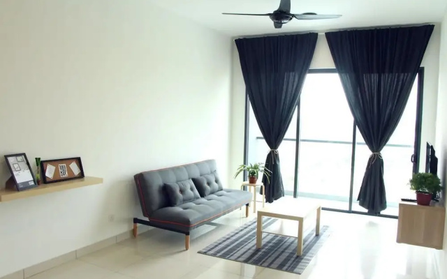 The Raffles Suites by Stayshare Homes