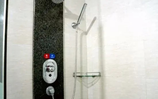 Jinyayu Hotel (Foshan Fengchi Aluminium Material Market Branch)