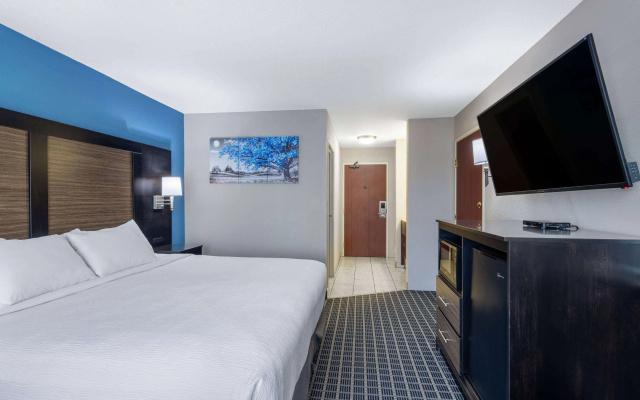 Baymont by Wyndham Kirksville University Area