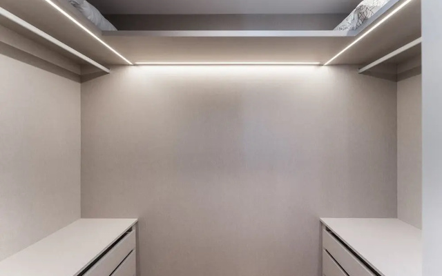 GuestReady - Sliding Doors