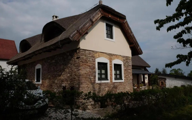 Cselling Udvarház