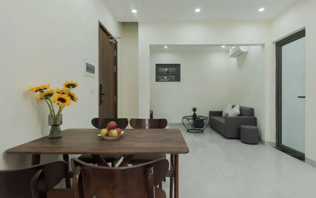 Townhouse Oak West Lake Apartment