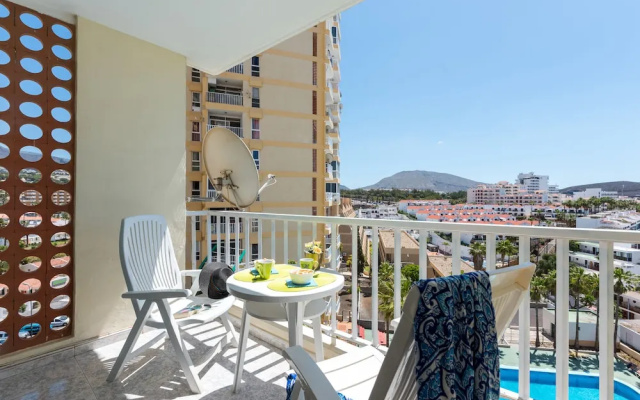 Y6E. Very Central Apartment, Las Americas View!