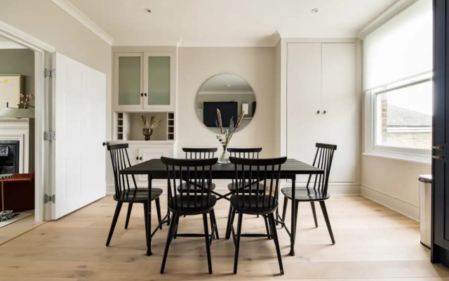 The Clapham Chambers - Stunning & Bright 3BDR Flat with Terrace