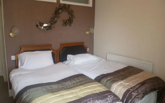 Ansteys Lea Guest House