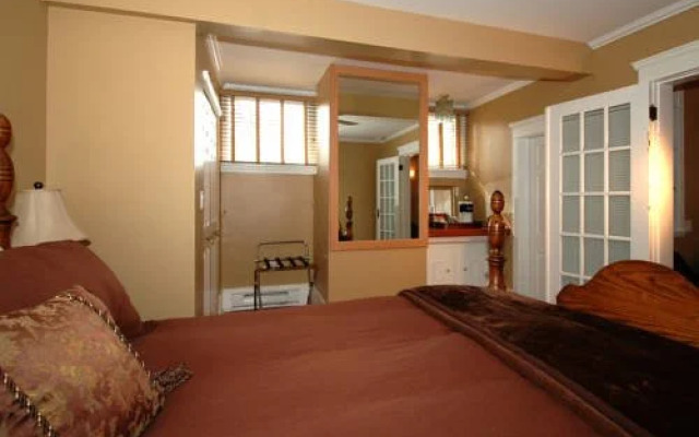 Quamichan Inn