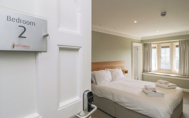 Harcombe House Rooms - First Floor King
