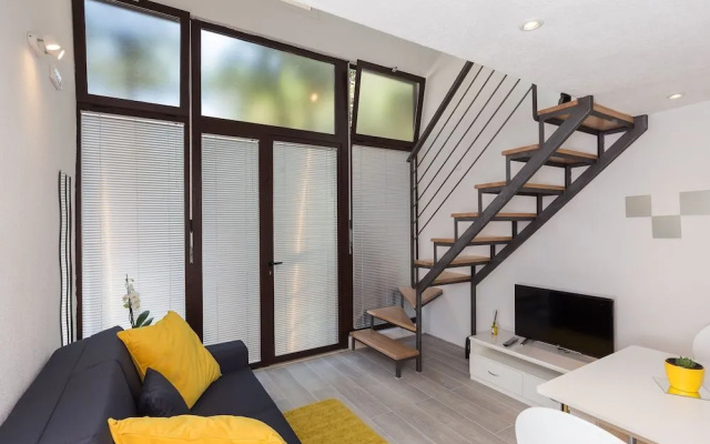 Apartments Pomet