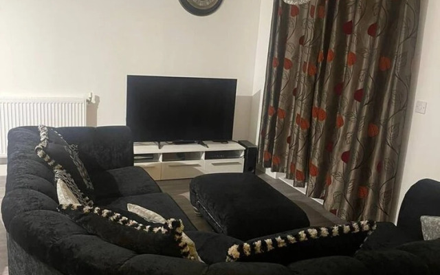 Wembley Stadium View Luxury Apartment