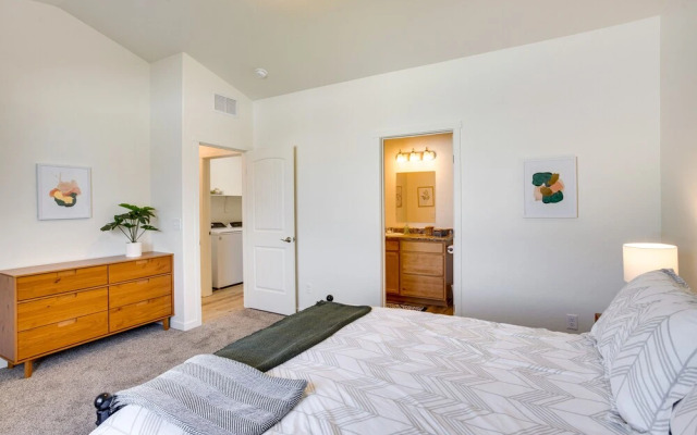 Sleek Montrose Home w/ Patio & Yard < 2 Mi to Town
