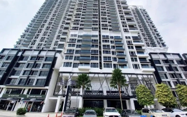 Boulevard Service Apartment KL by Airhost