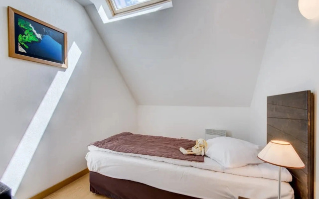 Spacious Valley Stay for Seven