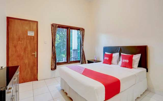 OYO 90053 Paradise Inn