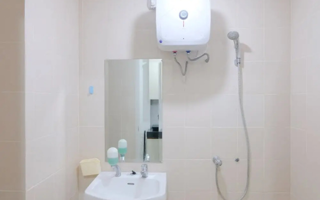 Modern Classic Studio At Apartment Parahyangan Residence