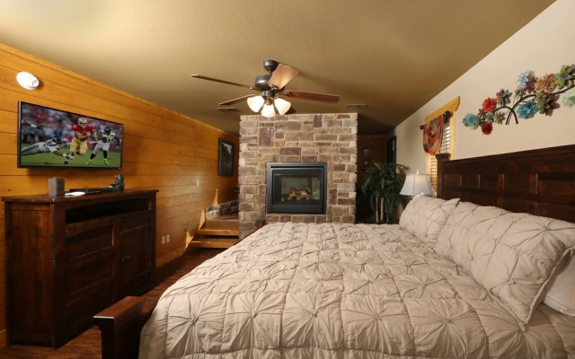 Dive Right In - Four Bedroom Chalet