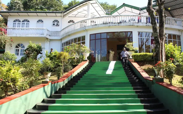 Royal Mount Hotel