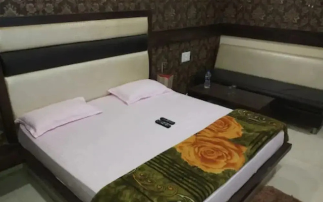 Goroomgo Maitri Hostel Bhilai