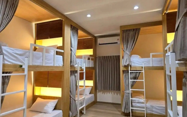 Inn De Sea Poshtel