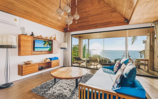 Allure Resort