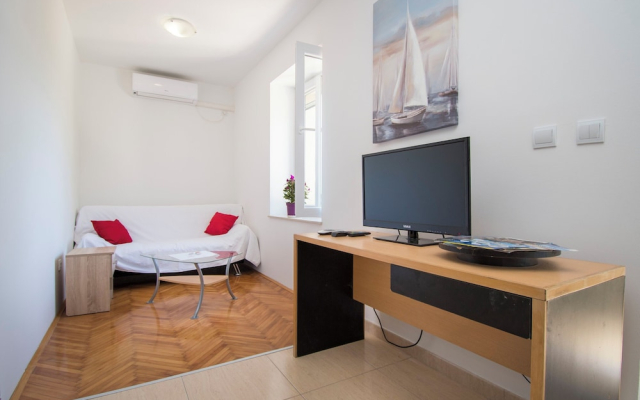 Apartment Stay Near Krka