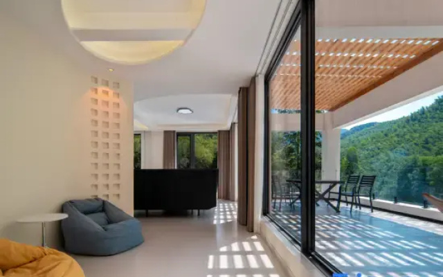 Yeshizi Shanye Suxi Family Vacation Homestay (Moon Bay Scenic Area)